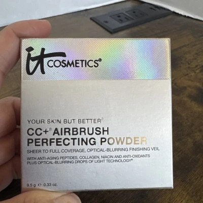 IT COSMETICS CC + AIRBRUSH PERFECTING POWDER ~ MEDIUM ~ 0.33 OZ NEW - Image 1 of 4