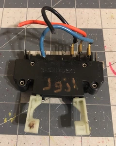 GE Trockner Motor Startschalter 3ASM14D2K1 - Bild 1 von 2