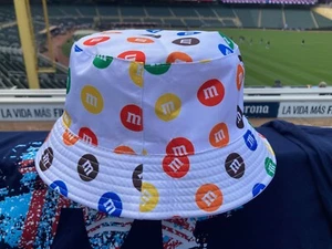 M&Ms SWEET TOUR CANDY REVERSIBLE BUCKET HAT M&M Cap Mütze - Bild 1 von 10