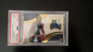 2013-14 KEVIN DURANT IMMACOLATA COLLEZIONE PATCH SP INSERTO PSA 9 COME NUOVO #16/35! - Foto 1 di 6