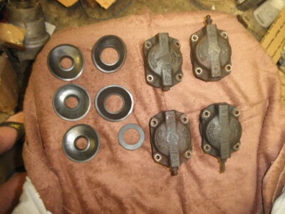 4 mitades de pinza usadas Dunlap/Sumtomo #688382 21/8" Jag XK150, XKE, Datsun SPL/SRL311 Foto 1 de 4