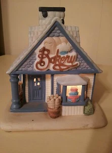 PARTYLITE THE COTTAGE BAKERY LARGE CERAMIC VOTIVE CANDLE HOLDER WITH BOX - Picture 1 of 3