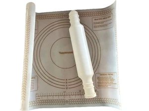 Tupperware PASTRY MAT plus roller b42 - Picture 1 of 9