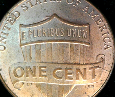 2015p Lincoln cent w/ die chip & die crack on reverse - Image 1 of 4