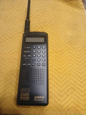 Uniden BC80XLT 50 Channel 800MHz Bearcat Radio Scanner & DIAMOND RH775 ANTENNA  - Image 1 of 4