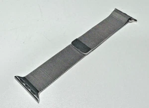 Originale Apple Watch Milanese Loop Argento Acciaio Inox 41mm 40mm 38mm - Foto 1 di 4