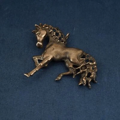 Colgante Caballo Plata Esterlina Brutalista Único Alwand Vahan - Envío Gratis EE. UU. Foto 1 de 4