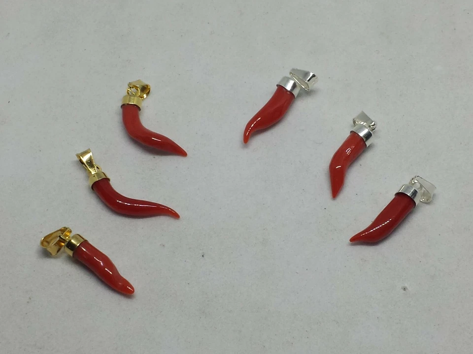CORNO CIONDOLO CORNETTO CORALLO ROSSO NATURALE ARGENTO DORATO RODIATO  ARTIGIA - Immagine 1 di 1