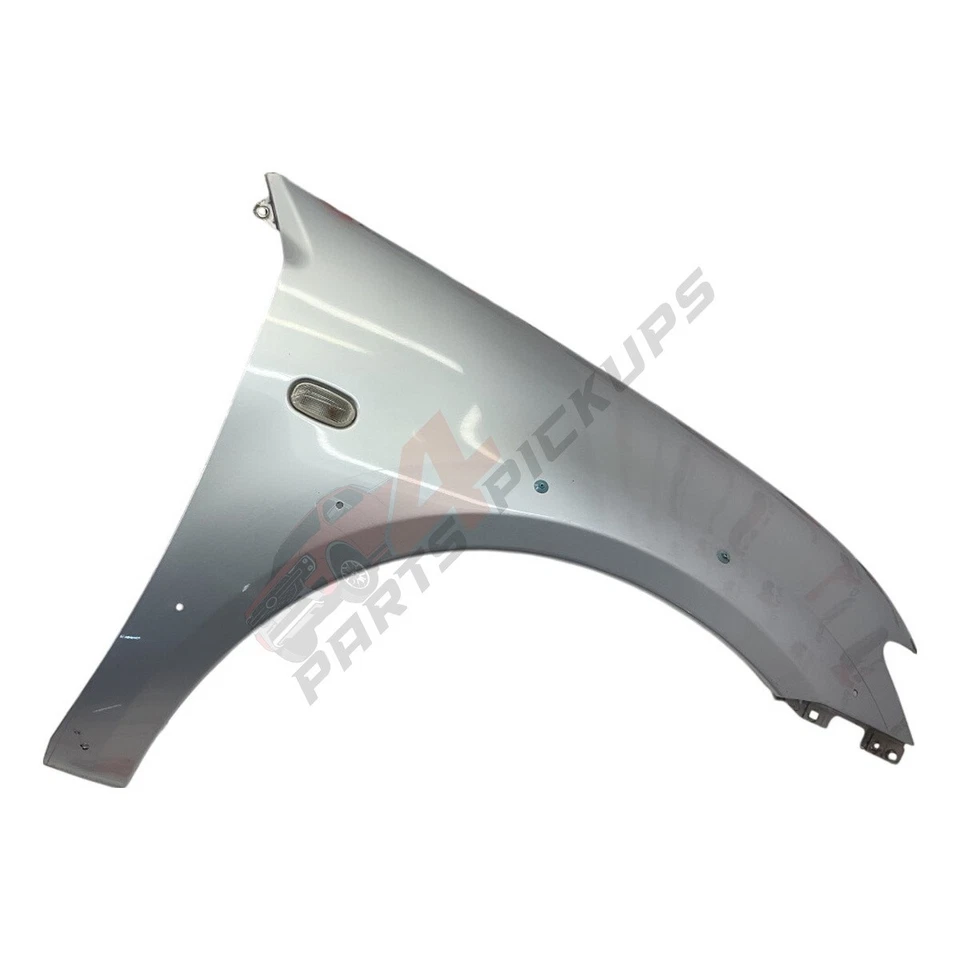 2011 Mitsubishi L200 Barbarian Driver Side Wing 2010-2015 - Imagem 1 de 4