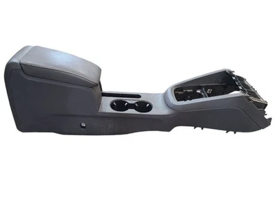 Consola piso delantero compatible con 12-18 JETTA 597486 Foto 1 de 4