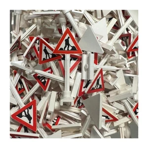 LEGO® 649pb10a – 5x Road Sign Triangle White – Worker Pattern Verkehrsschild - Bild 1 von 1