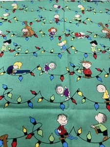 Peanuts Charlie Brown Gang Christmas Lights Green Fabric 41”x 44” Cotton 2016 - Picture 1 of 4