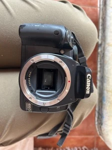 Canon EOS 77D Cámara Réflex con Objetivo EF-S 18-55 mm F4-5,6 IS STM - Negra - Imagen 1 de 10