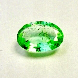 Beautiful 1.01 Ct., 8x6 mm Columbian Emerald, Loose Stone - Picture 1 of 6