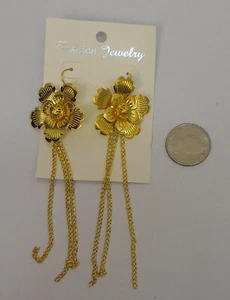 Fashion Jewelry Earrings Drop Dangle Gold Tone Flowers Chains Hook Fasteners - Picture 1 of 2