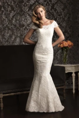 Vestido de novia Allure Style 9000 nunca usado etiqueta talla 12 Foto 1 de 4