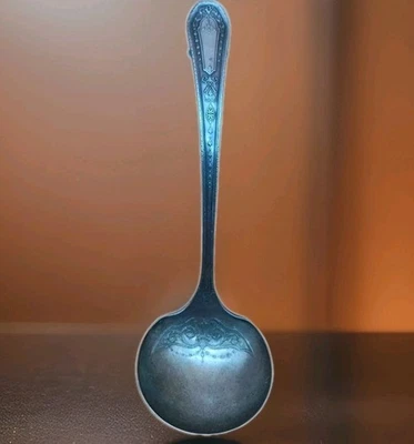 Community Plate ONEIDA Silverplate 1926 Hampton Court Pattern Cream/Gravy Ladle  - Image 1 of 4