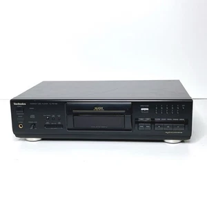 Technics SL-PS770D Lettore Compact Disc Germania Raro Ottime Condizioni - Foto 1 di 17