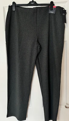 Marks & Spencer Dogtooth Straight High Rise Trousers, Size 18 Short - Image 1 of 2