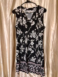 White House Black Market WHBM Sleeveless Dress Size S Floral NWT - Picture 1 of 4