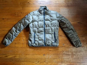 Eddie Bauer Giacca Tampone Prima Ascesa Giovani Ragazzi Medium Down Oro - Foto 1 di 9