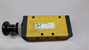 Pneumax 5/2, 1/4 BSP Push Pull Ventil Teilenr. 224.52.8 - Bild 1 von 12