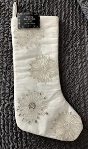 NEU Tahari Home Elfenbein Strumpf 22" Perlen & Pailletten Schneeflocke Design - Bild 1 von 14