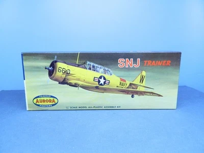 1/48 Kit Vintage 1960 Aurora No. 80-.79 SNJ TRAINER Box in Great Condition - Image 1 of 4
