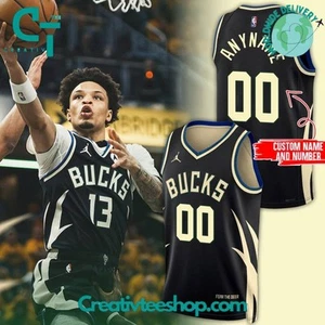 Camiseta deportiva de baloncesto negra especial Milw*auk*ee Bu*cks 2025 Playoffs - Imagen 1 de 2