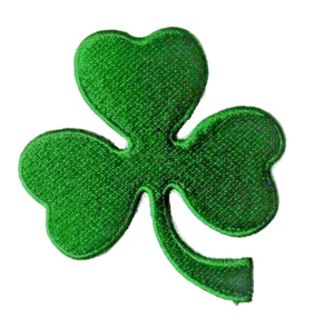 Patch écusson trèfle vert porte irlandais thermocollant - Imagen 1 de 1
