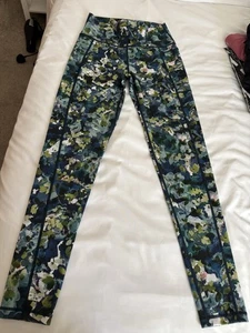 Sweaty Betty Super Sculpt 7/8 Size SMALL Green Multi - Picture 1 of 2