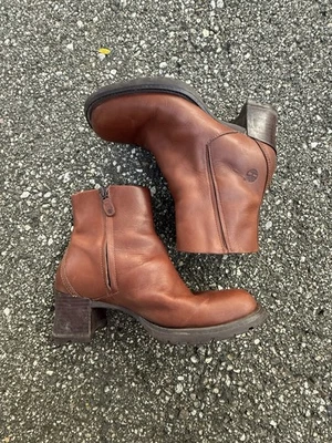 Timberland Women’s 7M Brown Leather Ankle Boots Block Heel Side Zip Lug Sole - Image 1 of 4