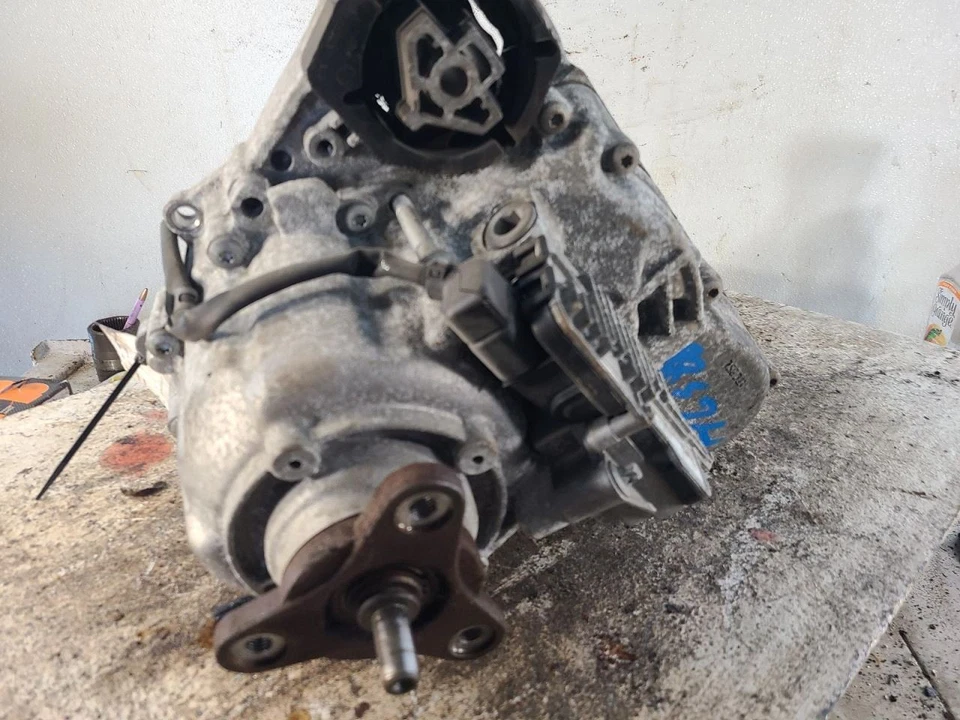 Transfer Case AWD Fits 12-16 BMW 535i 1902291 - Image 1 of 4