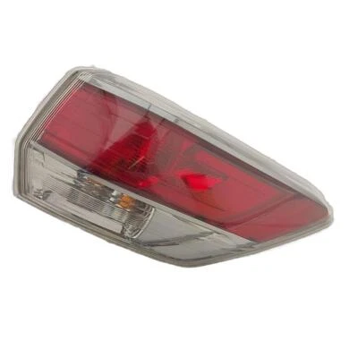 Taillight For Highlander OEM Assy Right Qtr Lens Scratches - Image 1 of 3