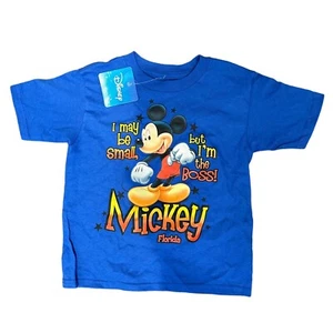 NUEVO CON ETIQUETAS Camiseta Disney’s Mickey Mouse «I may be small but I’m the boss» Azul Talla 4T - Imagen 1 de 3