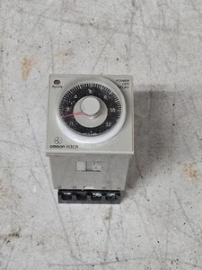 Omron H3CR-H8L Timer With Base .05-12 Minute 120v AC - Picture 1 of 4