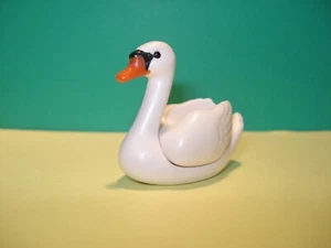 Playmobil 70323 Swan With Its Offspring, New Condition - Picture 1 of 2