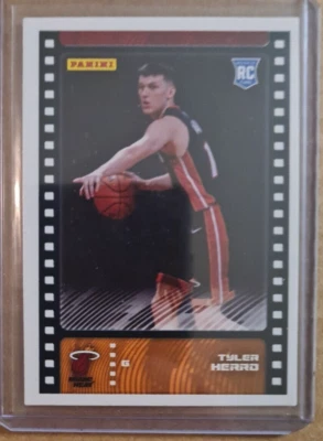 2019-20 Tyler Herro Panini Sticker Rc Miami Heat Rookie #91 - Image 1 of 2