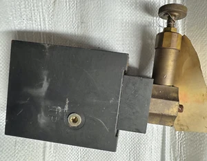 Blocco controllo flusso idraulico Fluid Logic vintage unità 25 libbre # 31220-REDV/024 - Foto 1 di 3