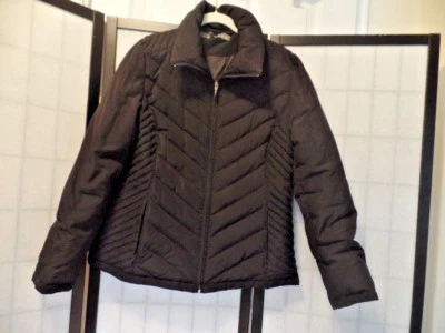 CHAQUETA KENNETH COLE REACTION BONITA NEGRA PLUMÓN TALLA L Foto 1 de 4