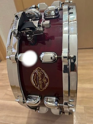 TAMA StarClassic 5.5 Inch Maple Snare Drum Burgundy with REMO Head - Image 1 of 4