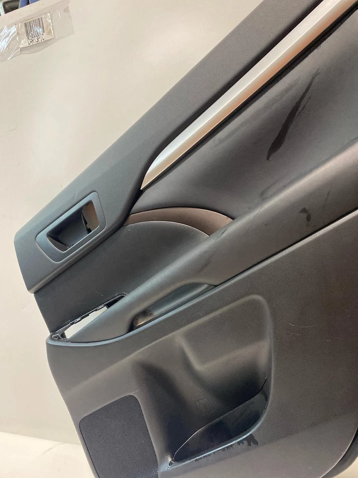 14 15 16 TOYOTA HIGHLANDER Rear Door Trim Panel Right - Imagem 1 de 2