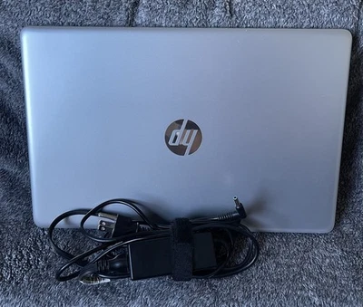 HP Notebook 15-DA0033WM 15.6" i3-8130U 2.2GHz 4GB RAM 1TB HDD - Image 1 of 4