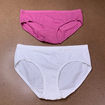 Fruit of the Loom Womens Size 7 Pink White Breathable Bikini Panty 2 Pieces New - Image 1 of 4