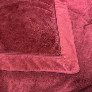Restoration Hardware 63" x 43" Maroon Plush Faux Fur Velvet Throw - Picture 1 of 5