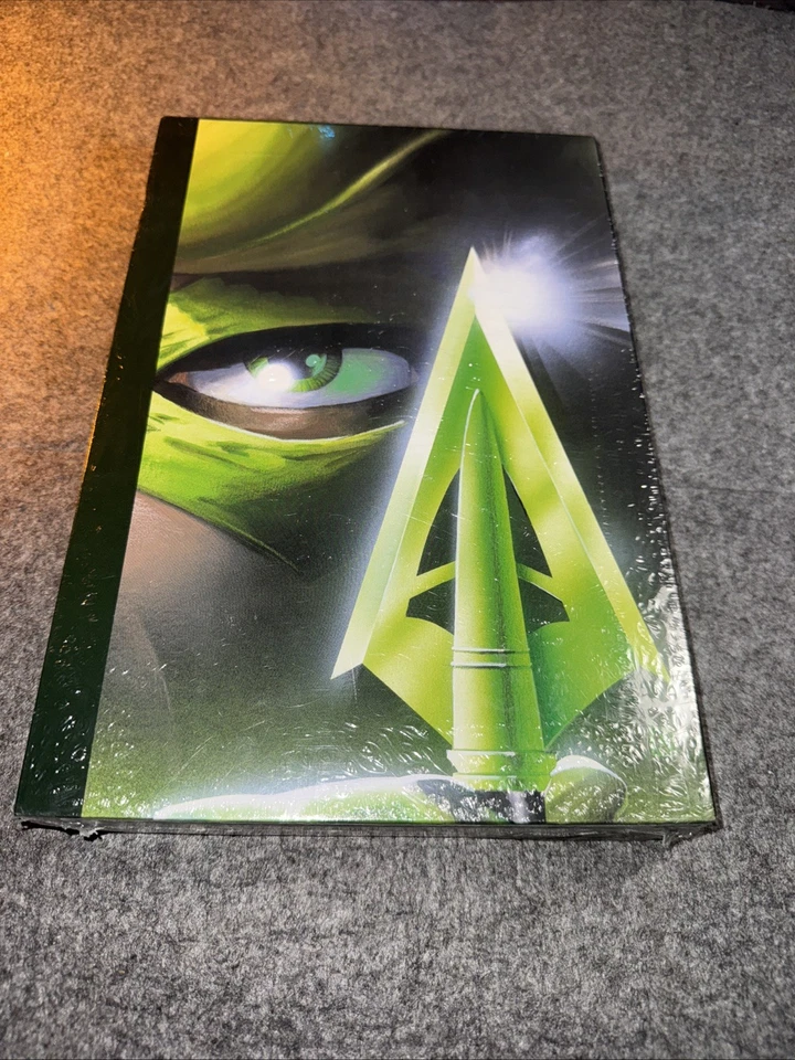 Absolute Green Arrow by Kevin Smith (DC Comics June 2015)