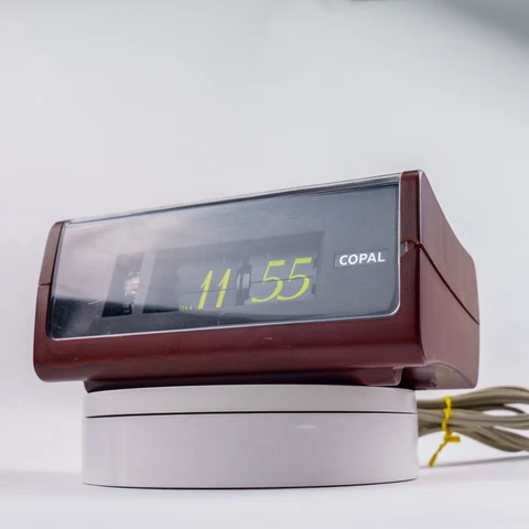 Copal Flip Clock Alarm LP-247 Rare Wood Grain Pattern 1970s Space Age  #913 Cover