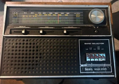 SEARS AM/FM/Radio w/TV2; AIR WB/AFC- #26622491700 - Image 1 of 4