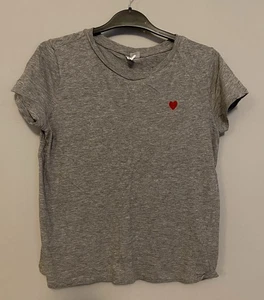 H&M Women’s Grey Embroidered Heart T-Shirt - Picture 1 of 4