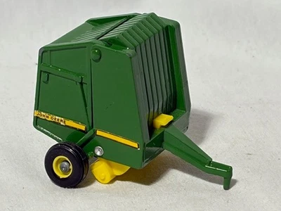 ERTL John Deer Round Hay Baler, Green, 1/64 - Image 1 of 2